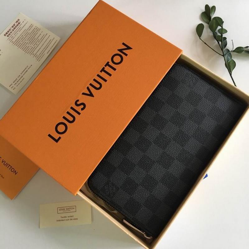 LV Wallets 290